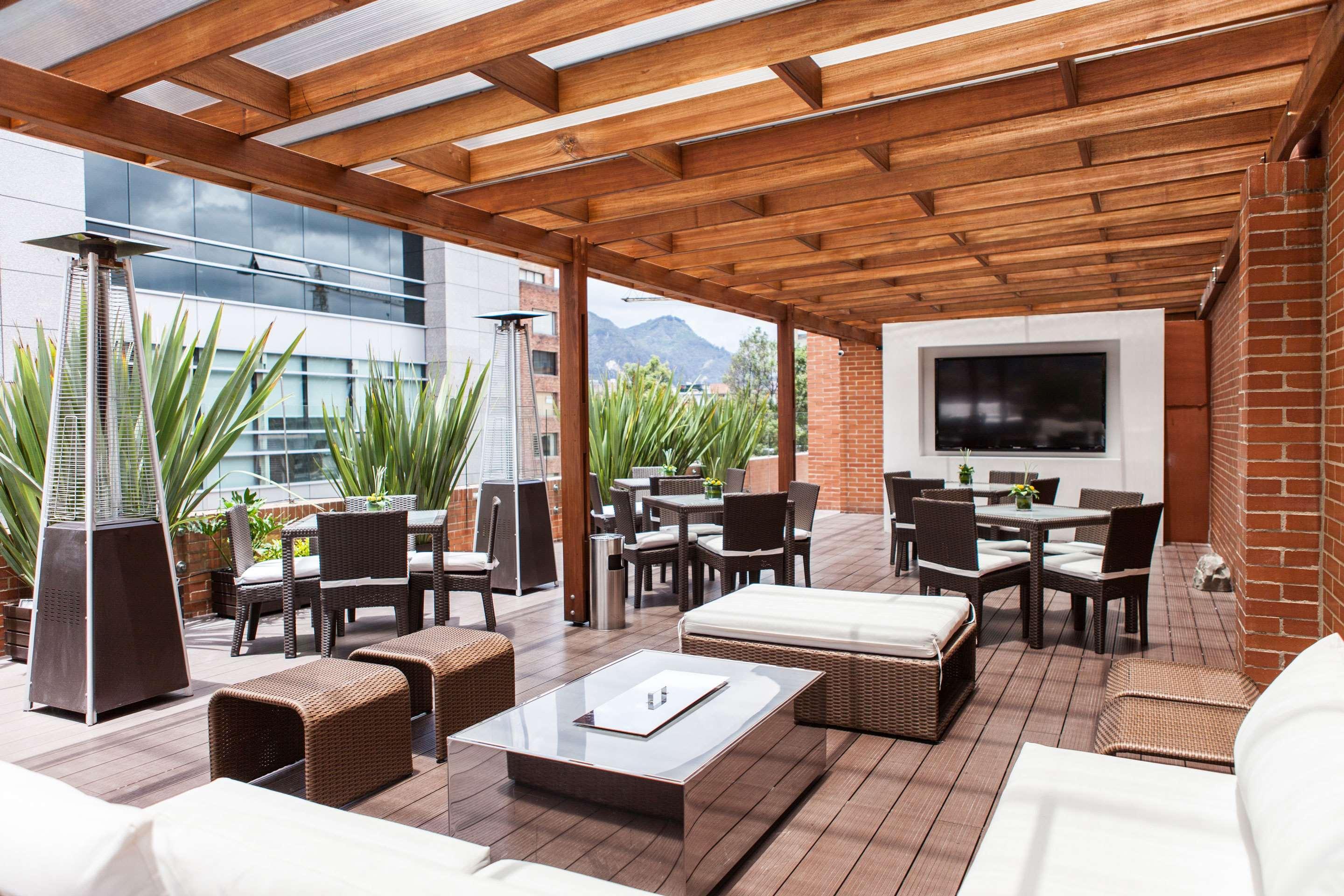 Best Western Plus 93 Park Hotel Bogota Bagian luar foto The Pergola