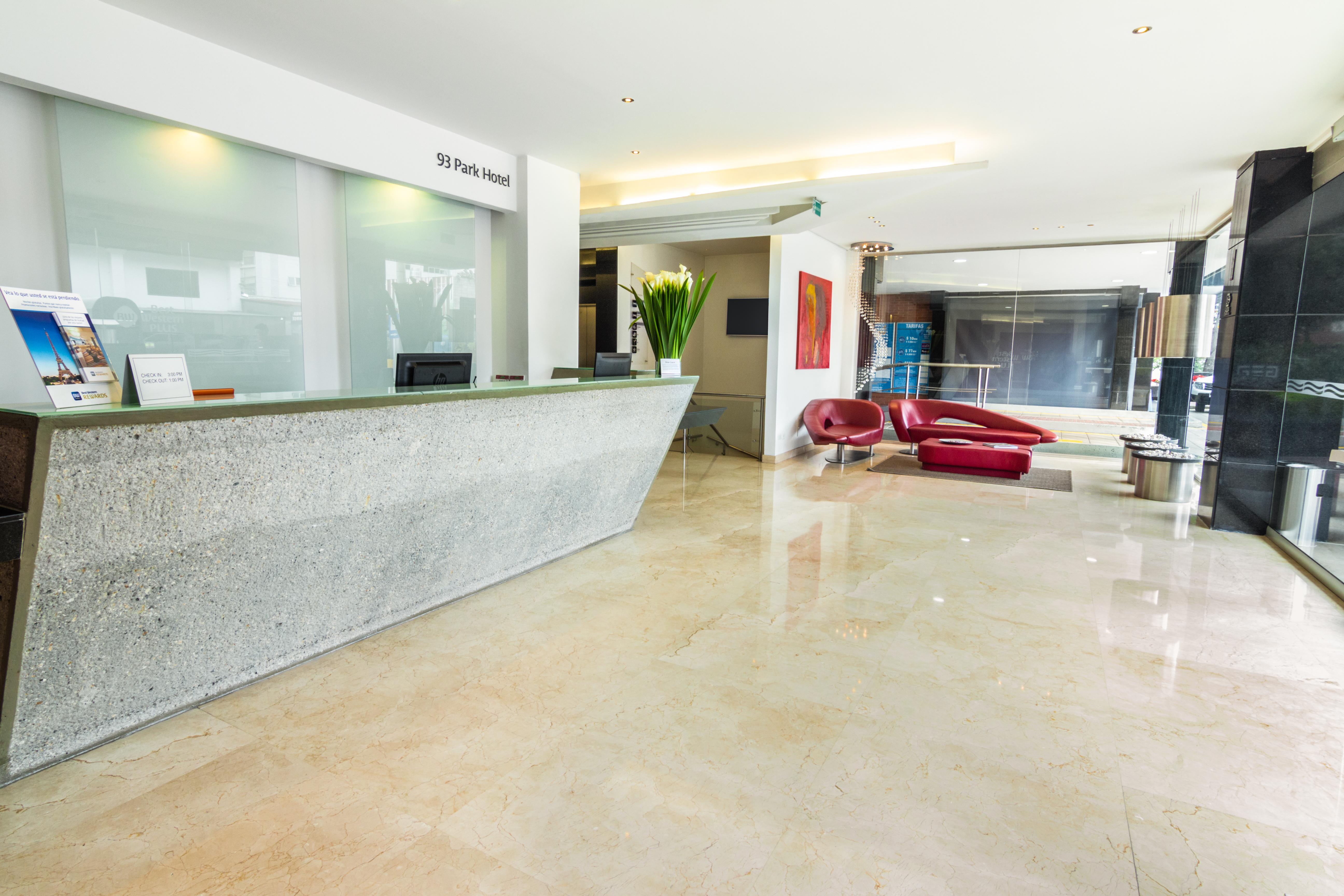 Best Western Plus 93 Park Hotel Bogota Bagian luar foto Reception