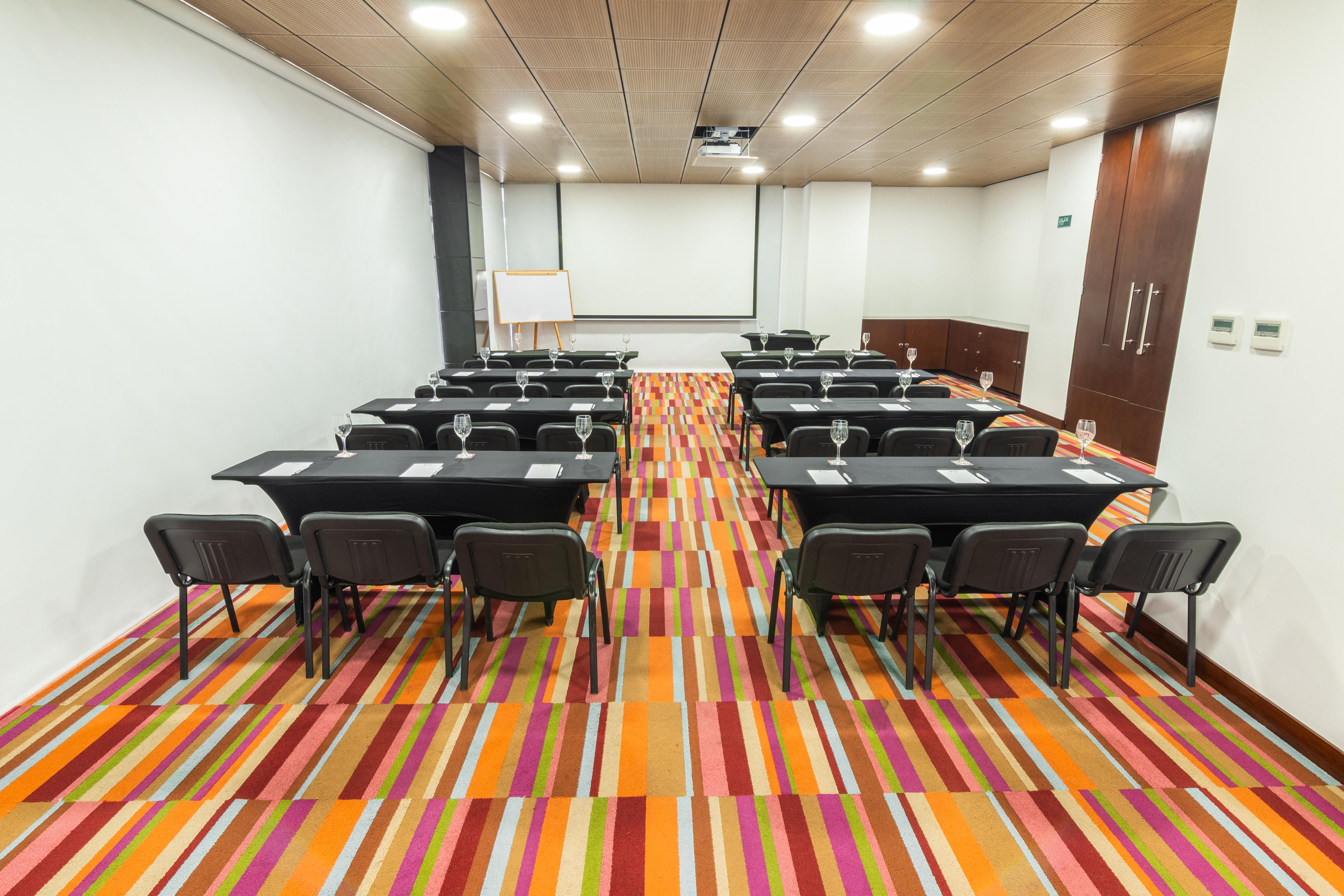 Best Western Plus 93 Park Hotel Bogota Bagian luar foto Meeting room at the hotel