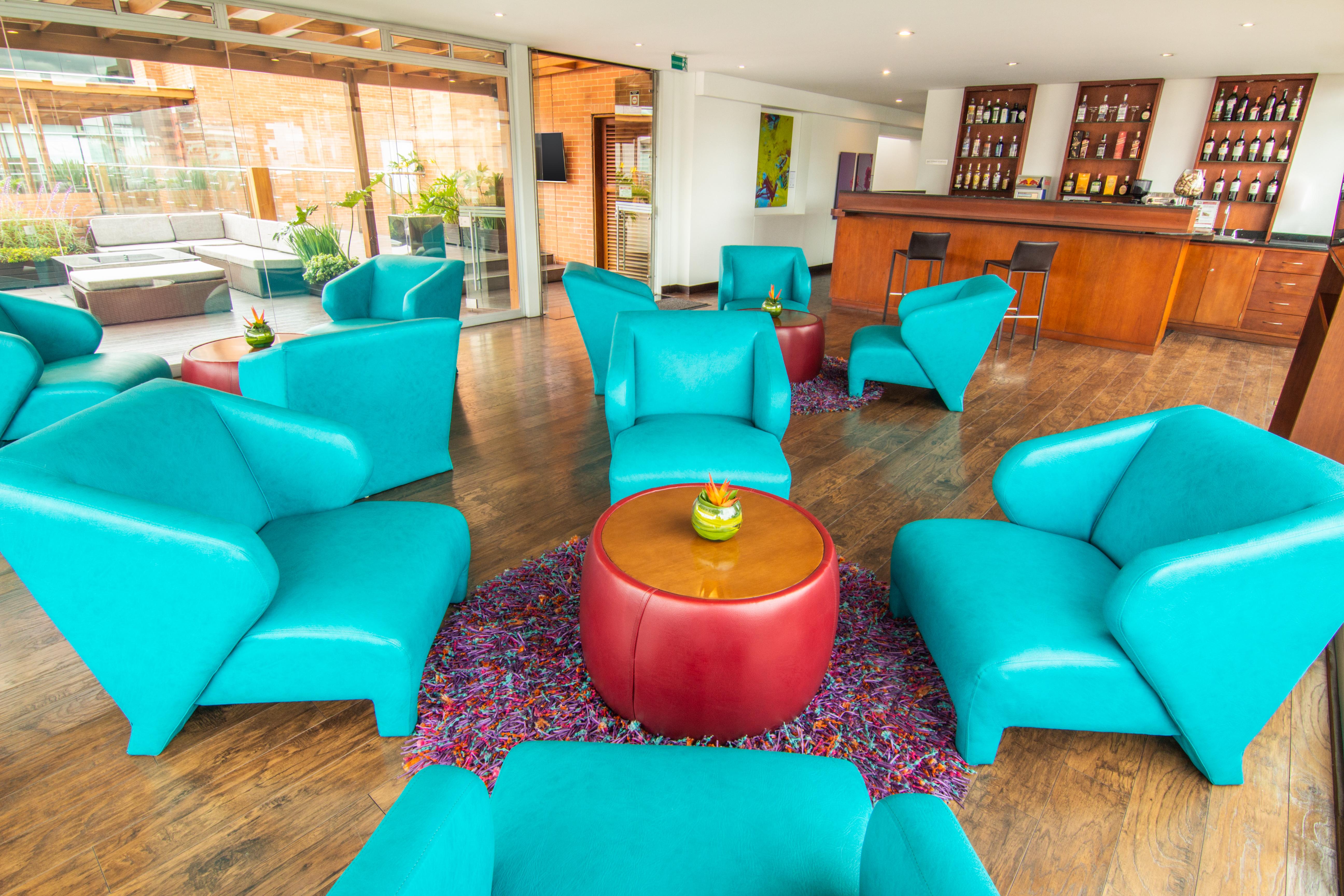 Best Western Plus 93 Park Hotel Bogota Bagian luar foto The lounge at the airport