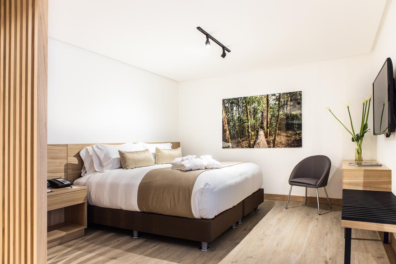 Best Western Plus 93 Park Hotel Bogota Bagian luar foto A room at the hotel
