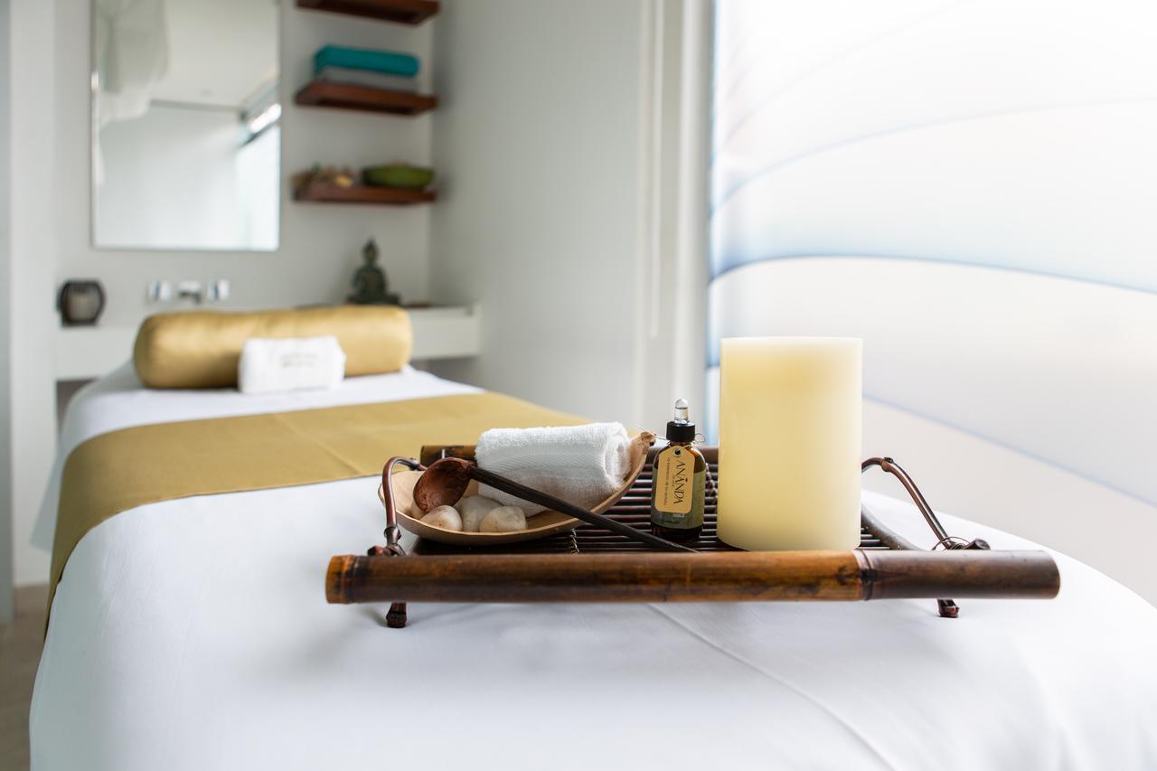 Best Western Plus 93 Park Hotel Bogota Bagian luar foto Spa treatment room