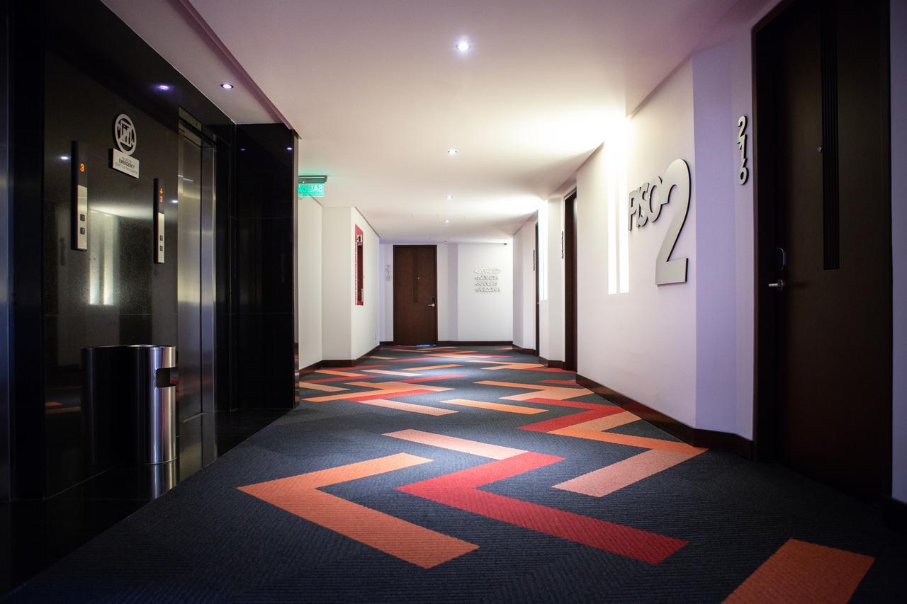 Best Western Plus 93 Park Hotel Bogota Bagian luar foto A corridor at the hotel
